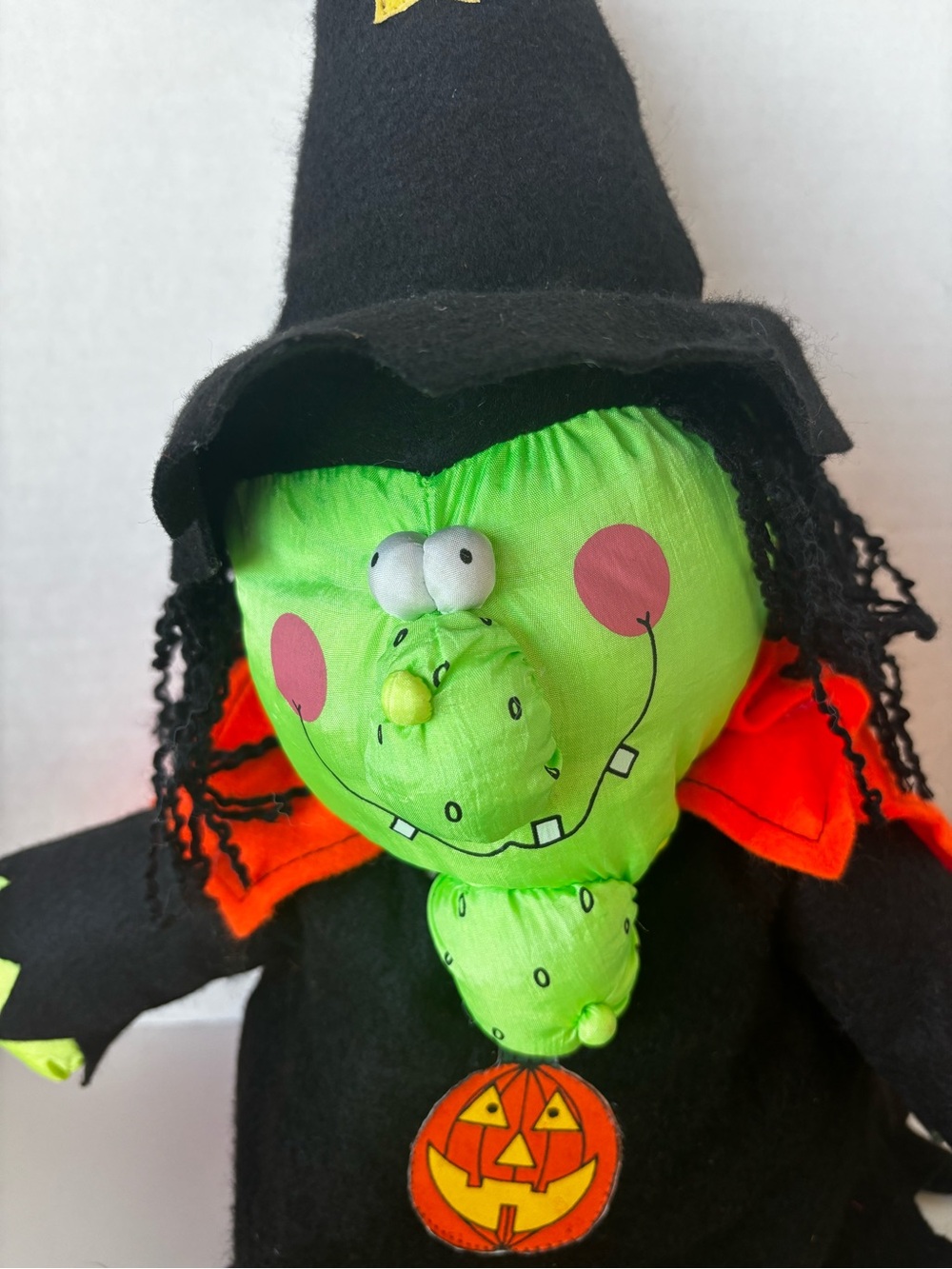 Vintage 90’s Halloween Witch Stuffed Nylon Plush 21” - Picture 3 of 10